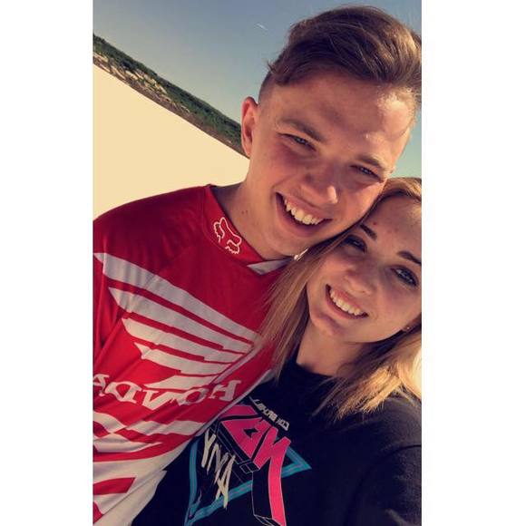 Meet your Posher, Cassie - Picture 1 of 1